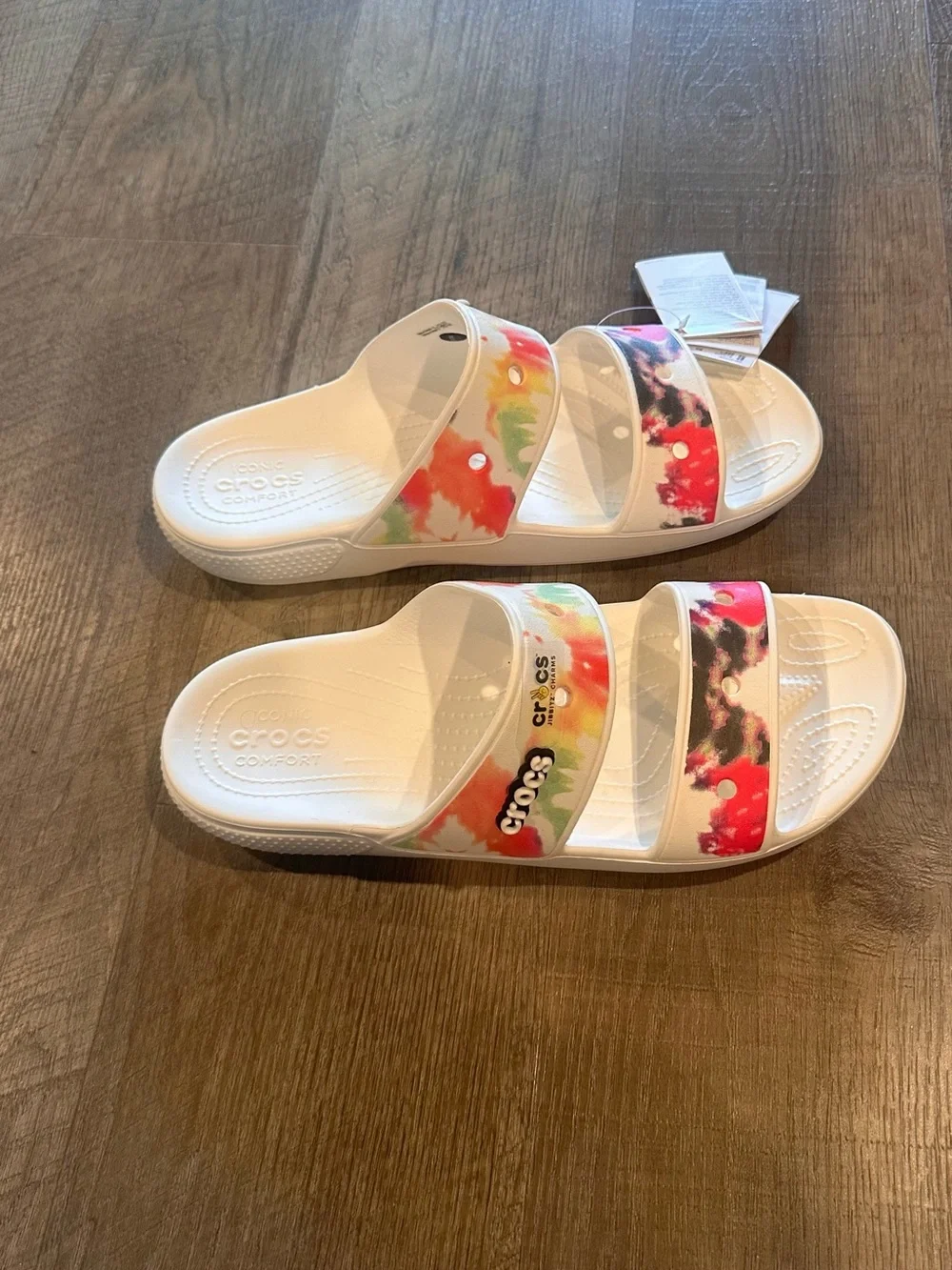Unisex  NEW Crocs Classic Tie-Dye Graphic Two-Strap Sandals – M12/W14